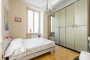 Bright flat near Porto Antico