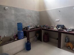 R K Lodge And Palace