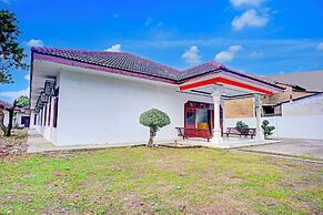 Hotel O Krakatau Near Universitas Muhammadiya Sumatra Utara ( UMSU )