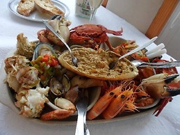 House With Heated Pool all Year Round