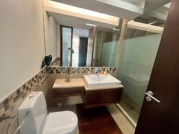 House With Heated Pool all Year Round