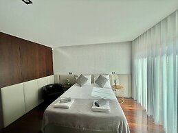 House With Heated Pool all Year Round