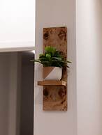 Modern Designer Stay Bright Chic Spacious