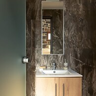 Turtulli Castle Stone Villa 1 - Private Pool Oasis