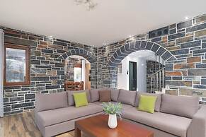 Turtulli Castle Stone Villa 1 - Private Pool Oasis