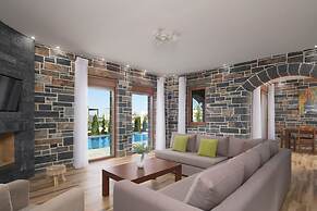 Turtulli Castle Stone Villa 1 - Private Pool Oasis