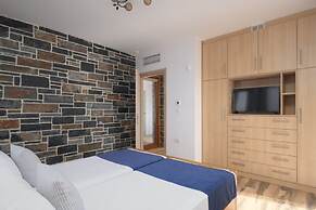 Turtulli Castle Stone Villa 1 - Private Pool Oasis