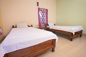 Rhino Cottage Manas By GRB
