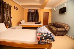 Rhino Cottage Manas By GRB