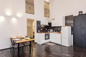 Excellent 2-bed flat in Genoa's Old Town
