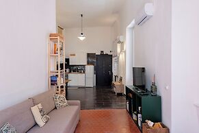 Excellent 2-bed flat in Genoa's Old Town