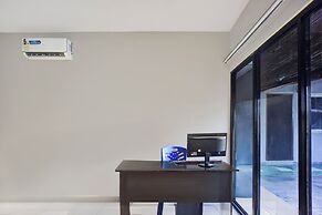 Hotel O Skyview Near Universitas Sumatra Utara ( USU ) Formerly Juma C