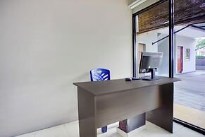 Hotel O Skyview Near Universitas Sumatra Utara ( USU ) Formerly Juma C