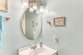 Steps to Sand: Remodeled North Myrtle Beach Condo!