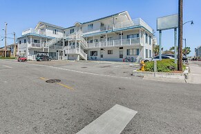 Steps to Sand: Remodeled North Myrtle Beach Condo!