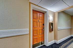 8 Mi to Honeymoon Island: Golf Getaway w/ Balcony!