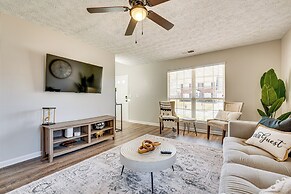 10 Mi to Six Flags: Austell Home w/ Expansive Yard