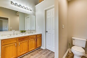 10 Mi to Six Flags: Austell Home w/ Expansive Yard