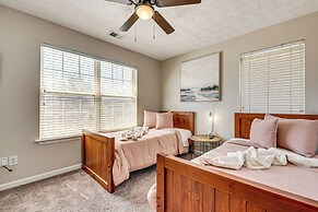 10 Mi to Six Flags: Austell Home w/ Expansive Yard