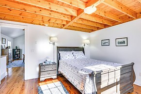 Apt on St Lawrence River in Cape Vincent!