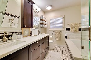 1 Mi to Historic Dtwn: Mckinney Home w/ Hot Tub!