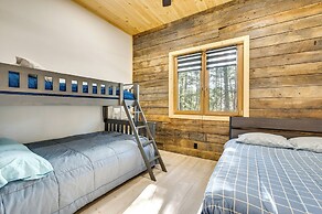 Porch & 1-acre Yard: White Mountains Hideaway