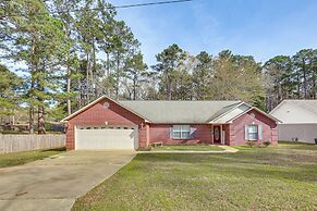 2 Mi to Downtown: Work & Play at El Dorado Getaway