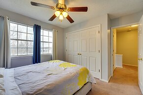 3 Mi to Downtown Fort Smith: Quiet Home w/ Patio