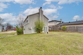 3 Mi to Downtown Fort Smith: Quiet Home w/ Patio