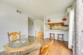 3 Mi to Downtown Fort Smith: Quiet Home w/ Patio