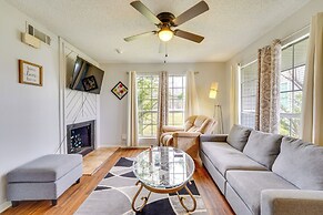 3 Mi to Downtown Fort Smith: Quiet Home w/ Patio