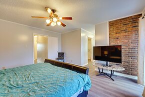 3 Mi to Dtwn: Spacious Condo in Fort Smith