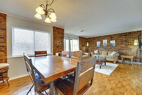 3 Mi to Dtwn: Spacious Condo in Fort Smith