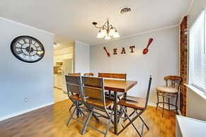 3 Mi to Dtwn: Spacious Condo in Fort Smith