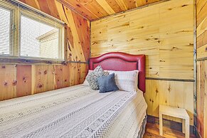 Riverside Retreat in Bridgeport w/ Game Room!