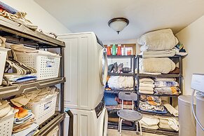 Riverside Retreat in Bridgeport w/ Game Room!