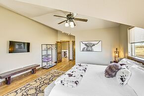 Riverside Retreat in Bridgeport w/ Game Room!