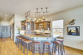 Riverside Retreat in Bridgeport w/ Game Room!