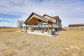 Riverside Retreat in Bridgeport w/ Game Room!