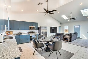 Stargazer's Delight: Mtn-view Pearce Home w/ Deck!