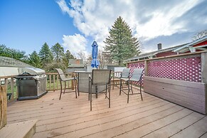 Walk to Lake Erie & Beach Access: Home w/ Deck!