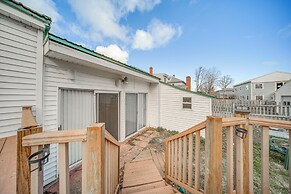 Walk to Lake Erie & Beach Access: Home w/ Deck!