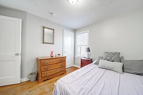 Walk to Lake Erie & Beach Access: Home w/ Deck!