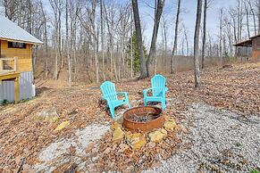 Hot Tub & Fire Pit: Romantic Getaway in Frenchburg