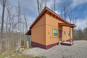 Bring a Pet: Peaceful Frenchburg Cabin on 1 Acre