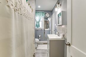 3 Mi to Penn: Pet-friendly Townhome in Yeadon!