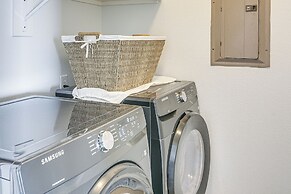 Beachfront Retreat: West End Home in Galveston!