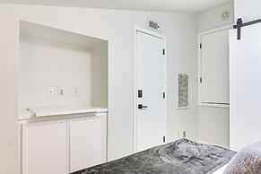 Beachfront Retreat: West End Home in Galveston!