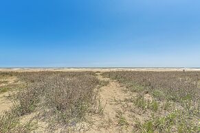 Beachfront Retreat: West End Home in Galveston!