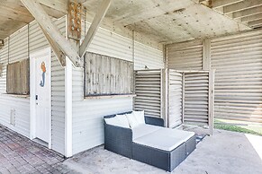 Beachfront Retreat: West End Home in Galveston!